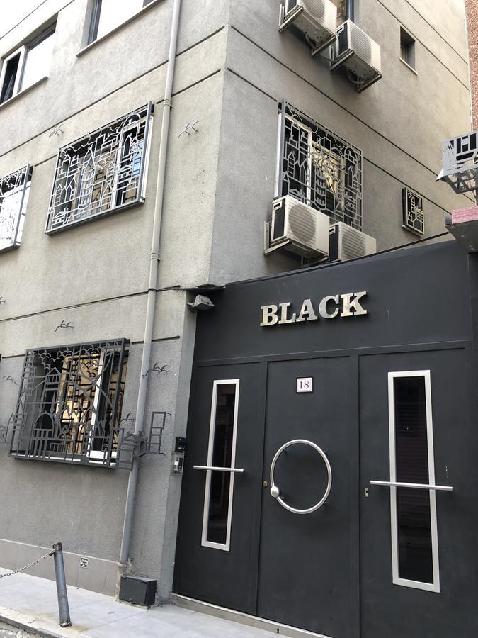 Black Suit Istanbul Exterior photo